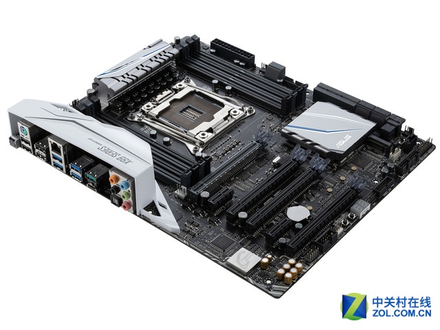 iirog玩家国度rog strix x99 gaming主板采用atx版型设计,搭载华硕屡