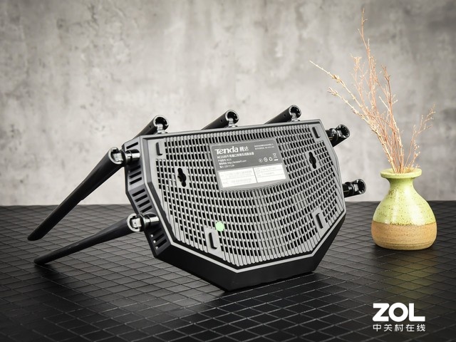 加速不加价 腾达AC23路由器京东168元热销中