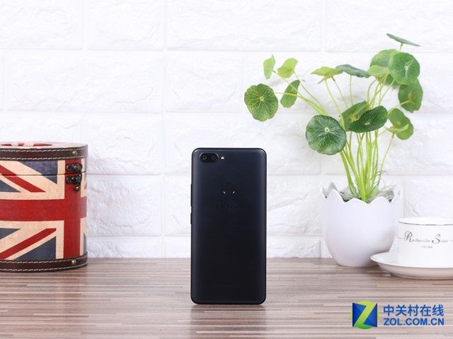 vivo X20购机有礼送送送 京东热销中 