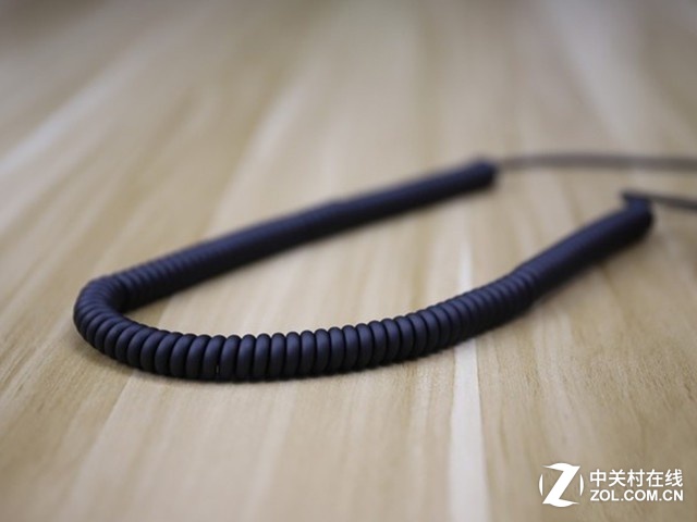 ƶ DT240 PRO 