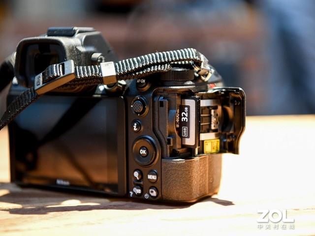 高像素适合风光摄影 尼康Z7全画幅微单相机 